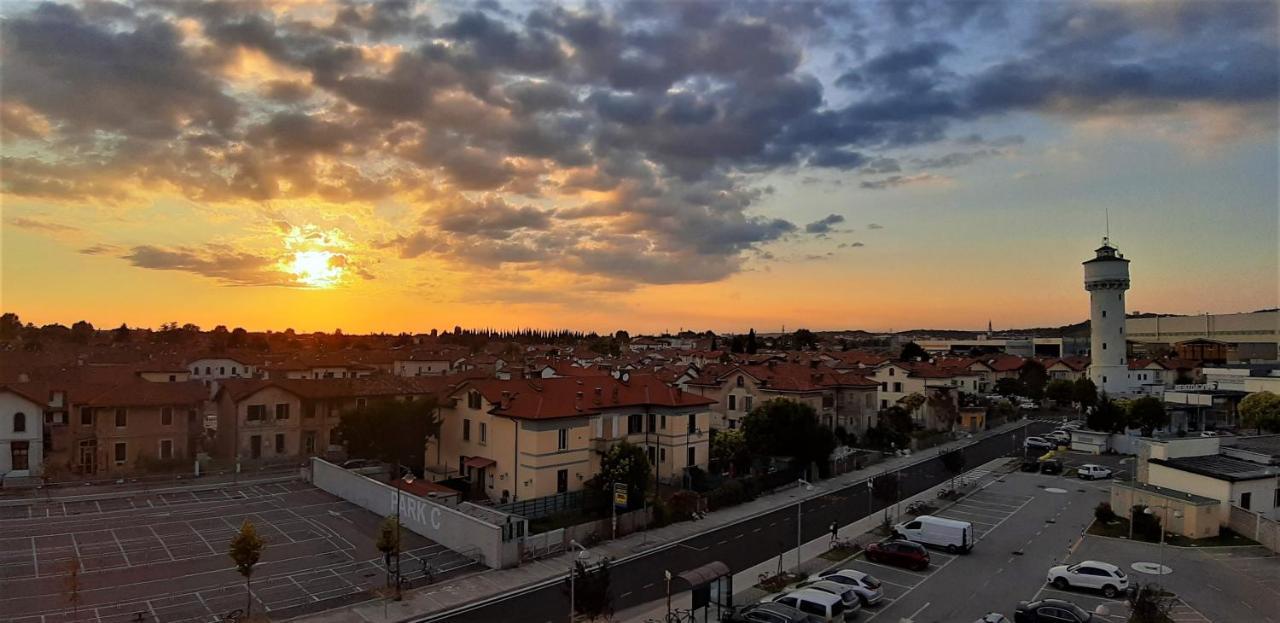 Nuovo Albergo Operai Monfalcone Esterno foto