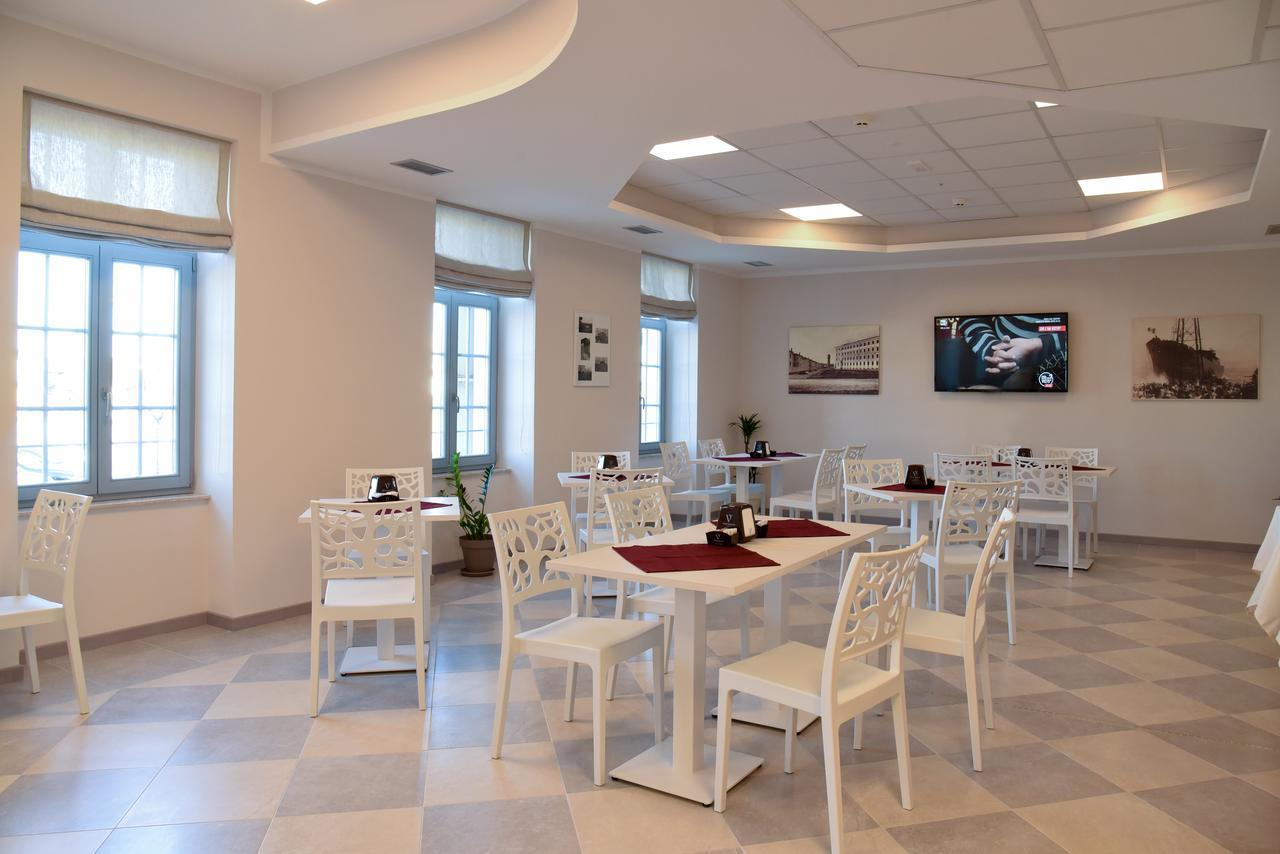 Nuovo Albergo Operai Monfalcone Esterno foto